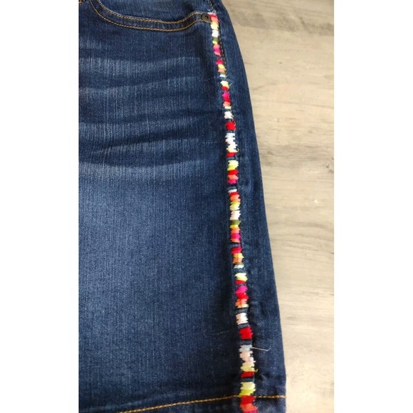 Women's Size 4 EV1 Alex Relaxed Vintage Blue Jean Denim Shorts Embroidered - Picture 2 of 10